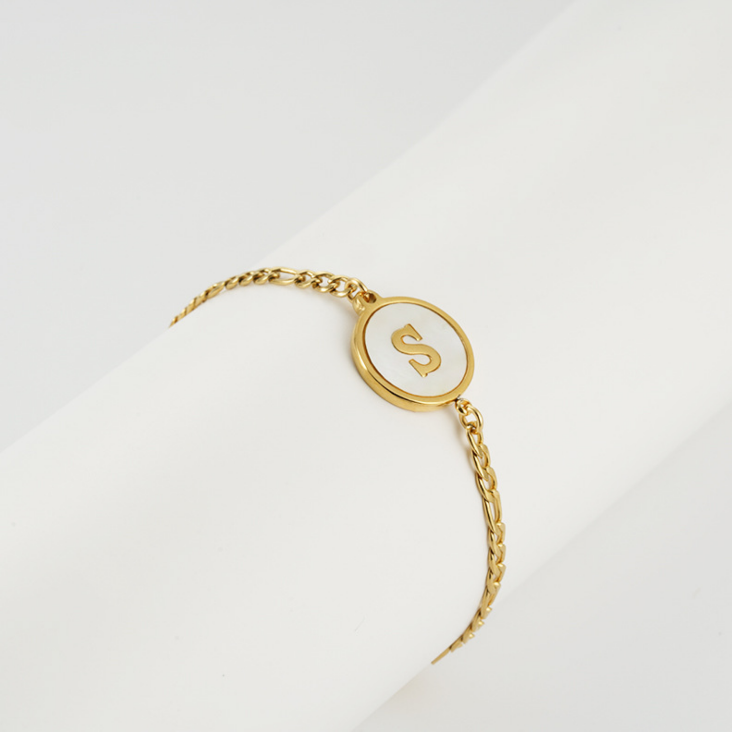 RICCARDI - "Chic Vintage Initial" BRACELET