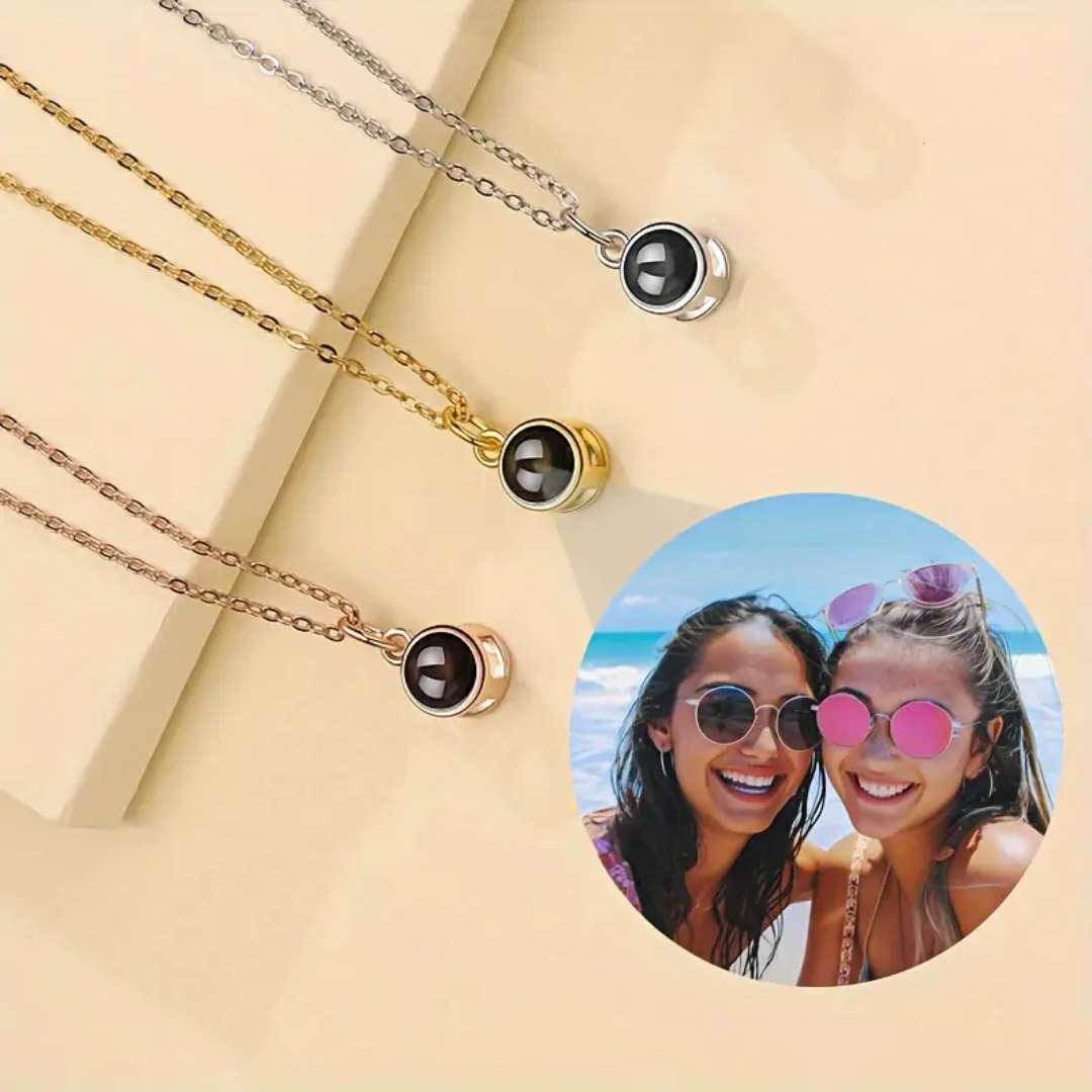 RICCARDI - "Timeless Love Pendant" PROJECTION NECKLACE