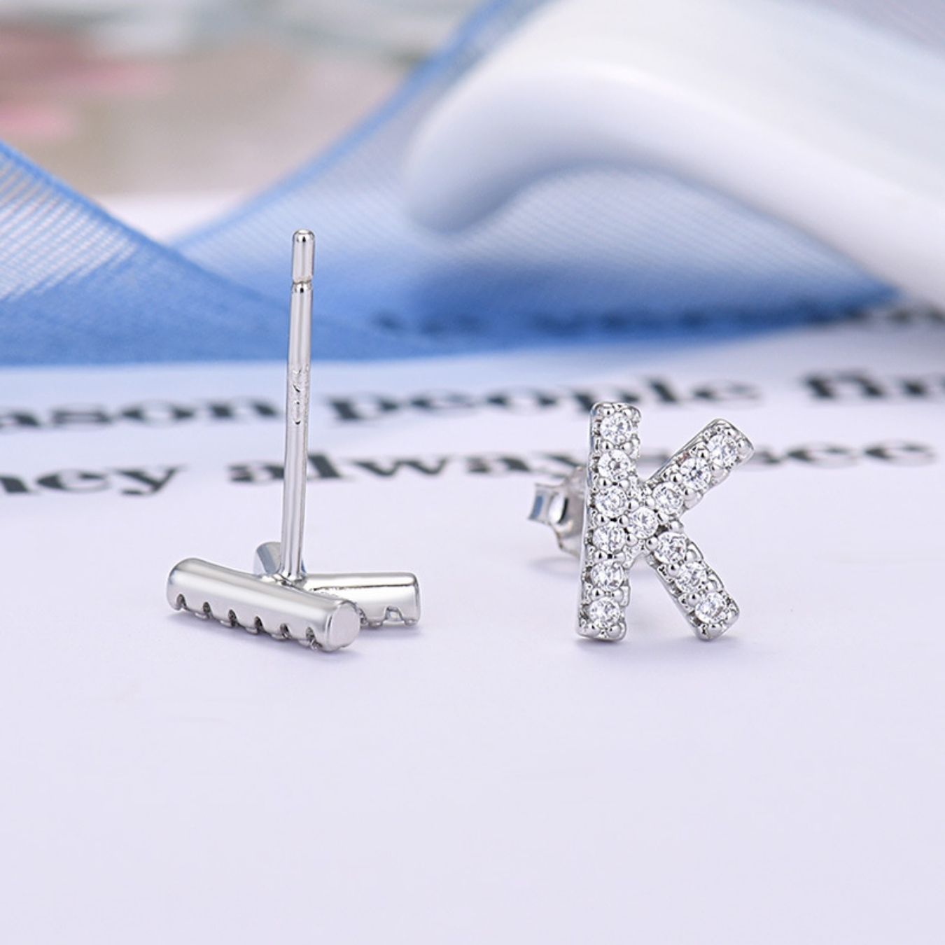 Initial Earrings "Identity"