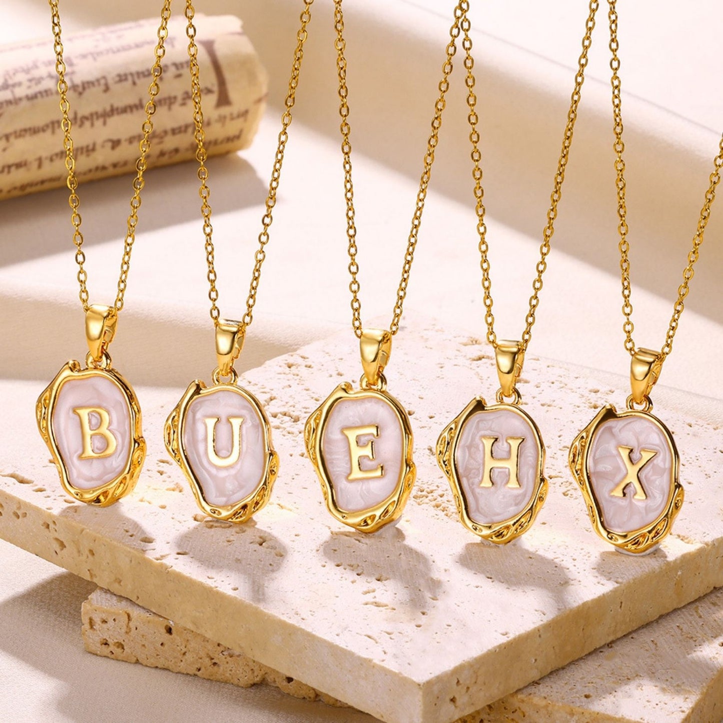 Initial Necklace "Noble"