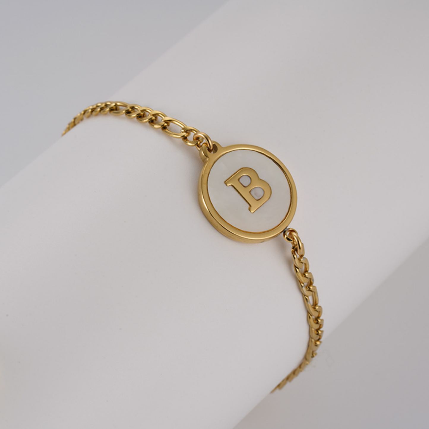 RICCARDI - "Chic Vintage Initial" BRACELET