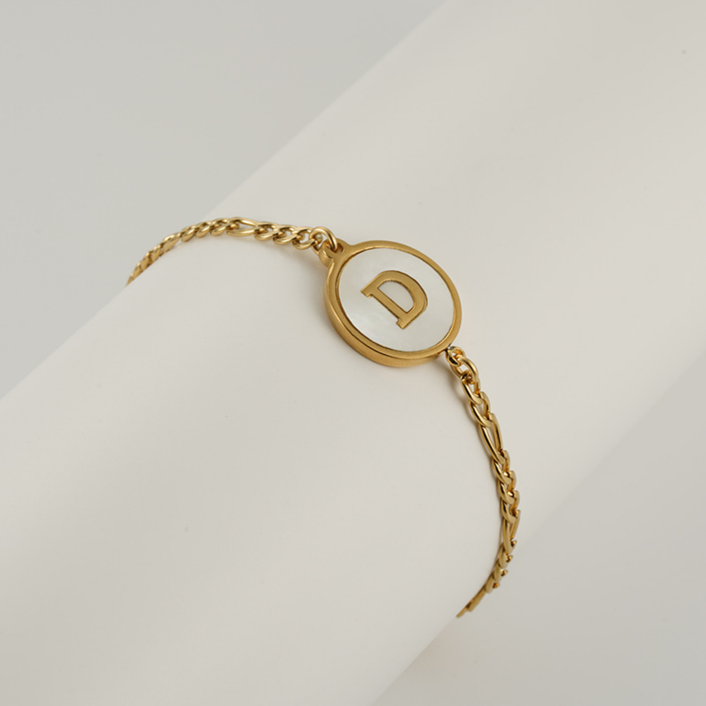 RICCARDI - "Chic Vintage Initial" BRACELET