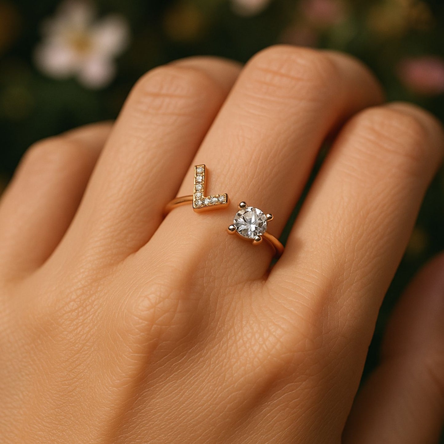 RICCARDI - BAGUE AJUSTABLE "Initial Touch"