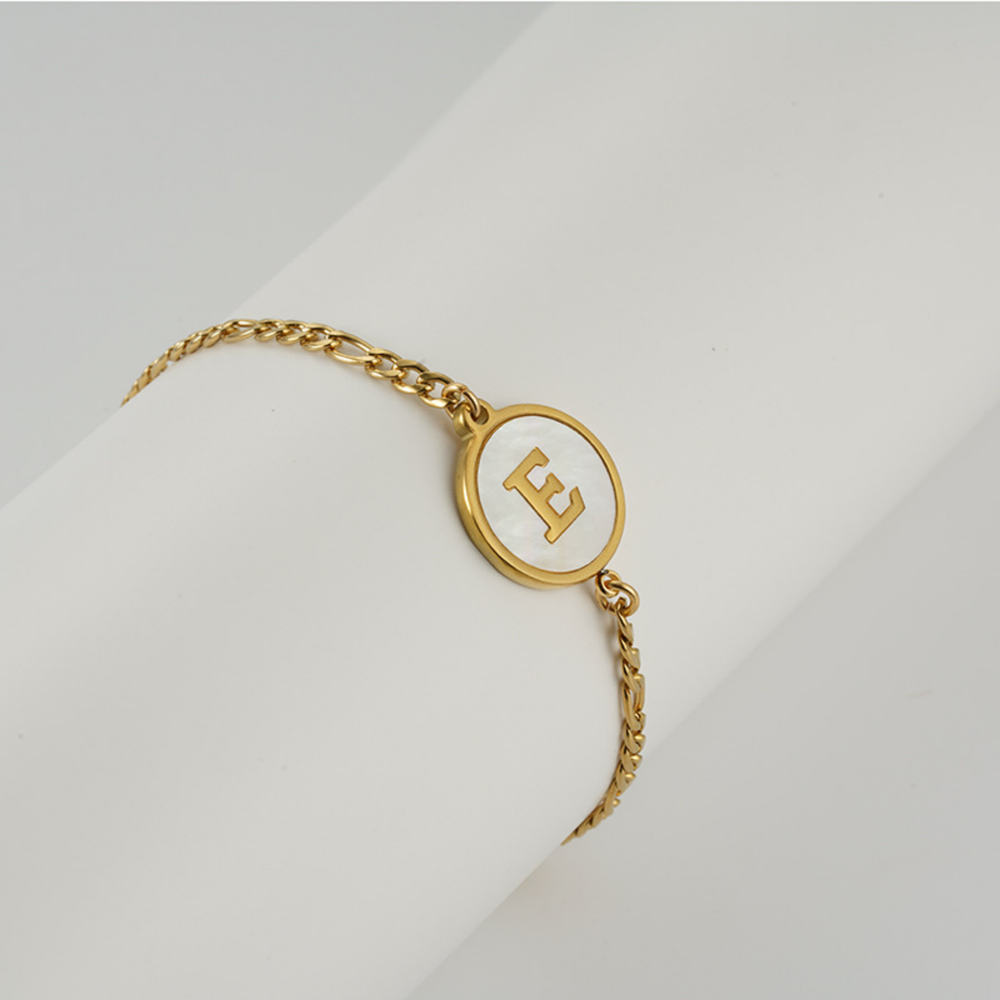 RICCARDI - "Chic Vintage Initial" BRACELET