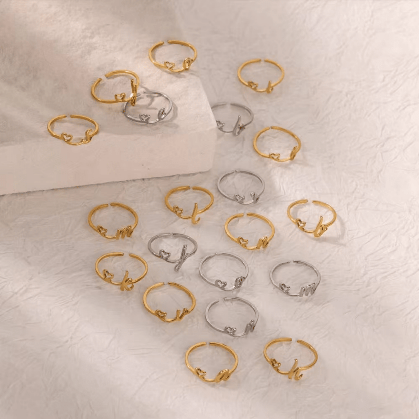 RICCARDI - BAGUE AJUSTABLE "Initial Heart Ring" - Riccardi