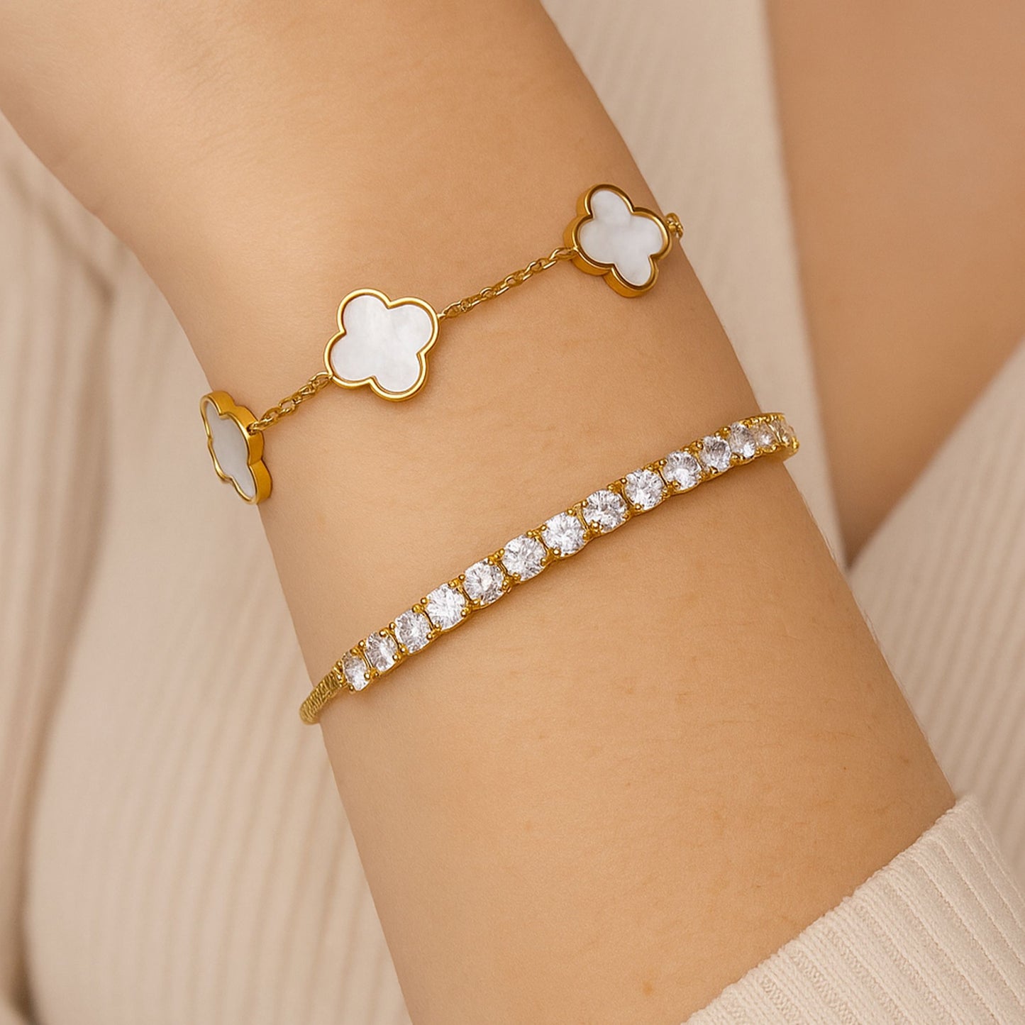 RICCARDI - BRACELETS SET "Blossom White" + "Diamond" FREE today