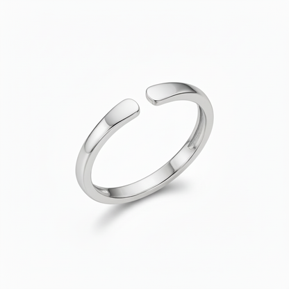 Adjustable Initial Ring "Whisper"