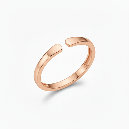 Adjustable Initial Ring "Whisper"