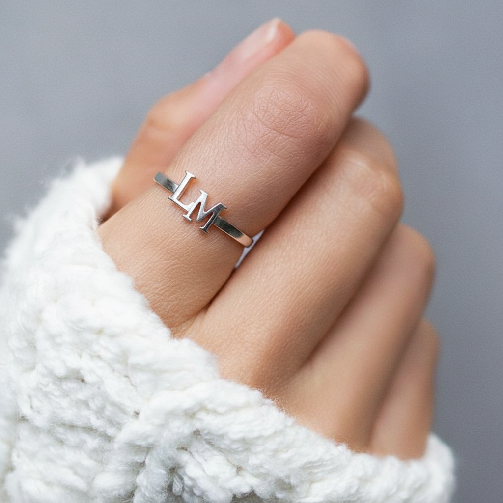 Adjustable Initial Ring "Signature"