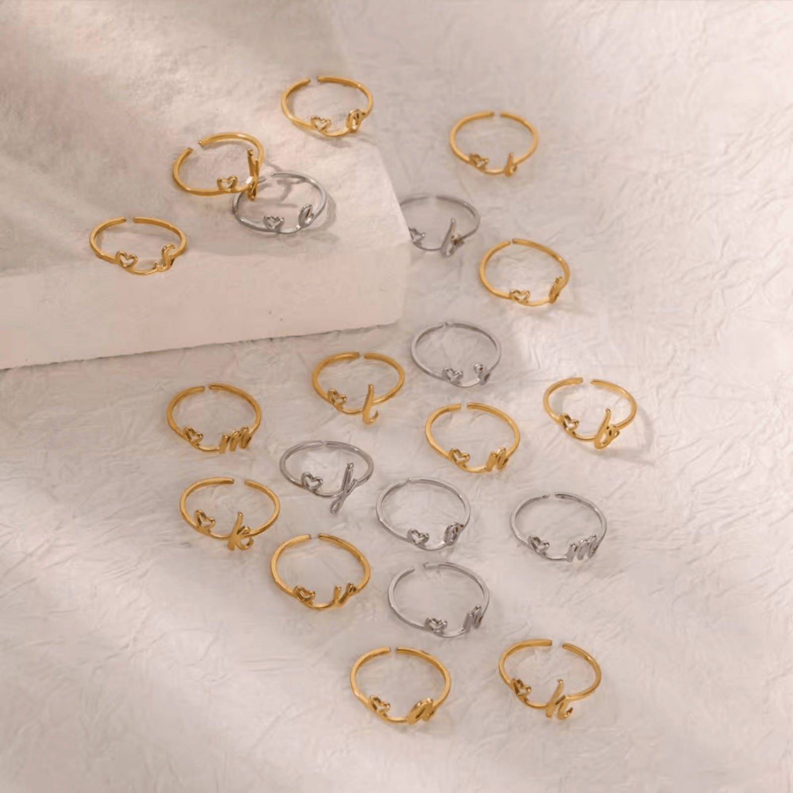 RICCARDI - BAGUE AJUSTABLE "Initial Heart Ring" - Riccardi