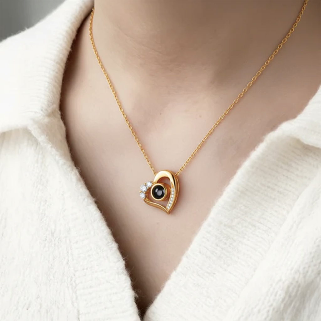 Projection Necklace "Precious"