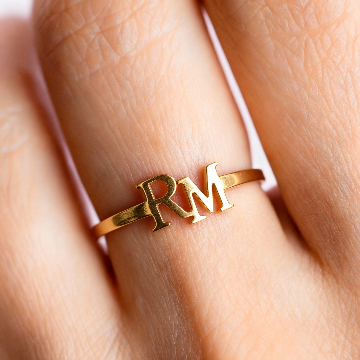 Adjustable Initial Ring "Signature"